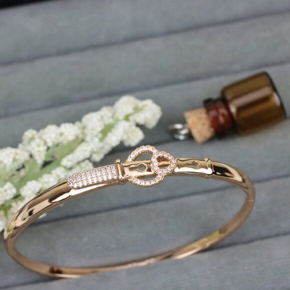 Rose Gold Belt Buckle Design Bangle with CZ Detail, XPBL0471 - Picture 9 of 12